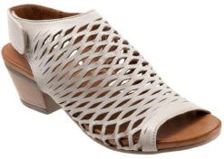 Bueno Women's Lacey -Englin's Fine Footwear bueno womens lacey tusk b1926 056 97236.1658790993