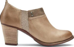 Englin's Fine Footwear -Englin's Fine Footwear olukai womens ho ou i nougat nougat 20332 ntnt 99960.1503430040