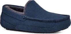 UGG Men's Ascot -Englin's Fine Footwear ugg mens ascot deep ocean 1101110 deoc 13836.1696284874
