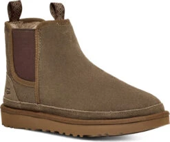 UGG Men's Neumel Chelsea -Englin's Fine Footwear ugg mens neumel chelsea hickory 1121644 hck 63475.1696301893